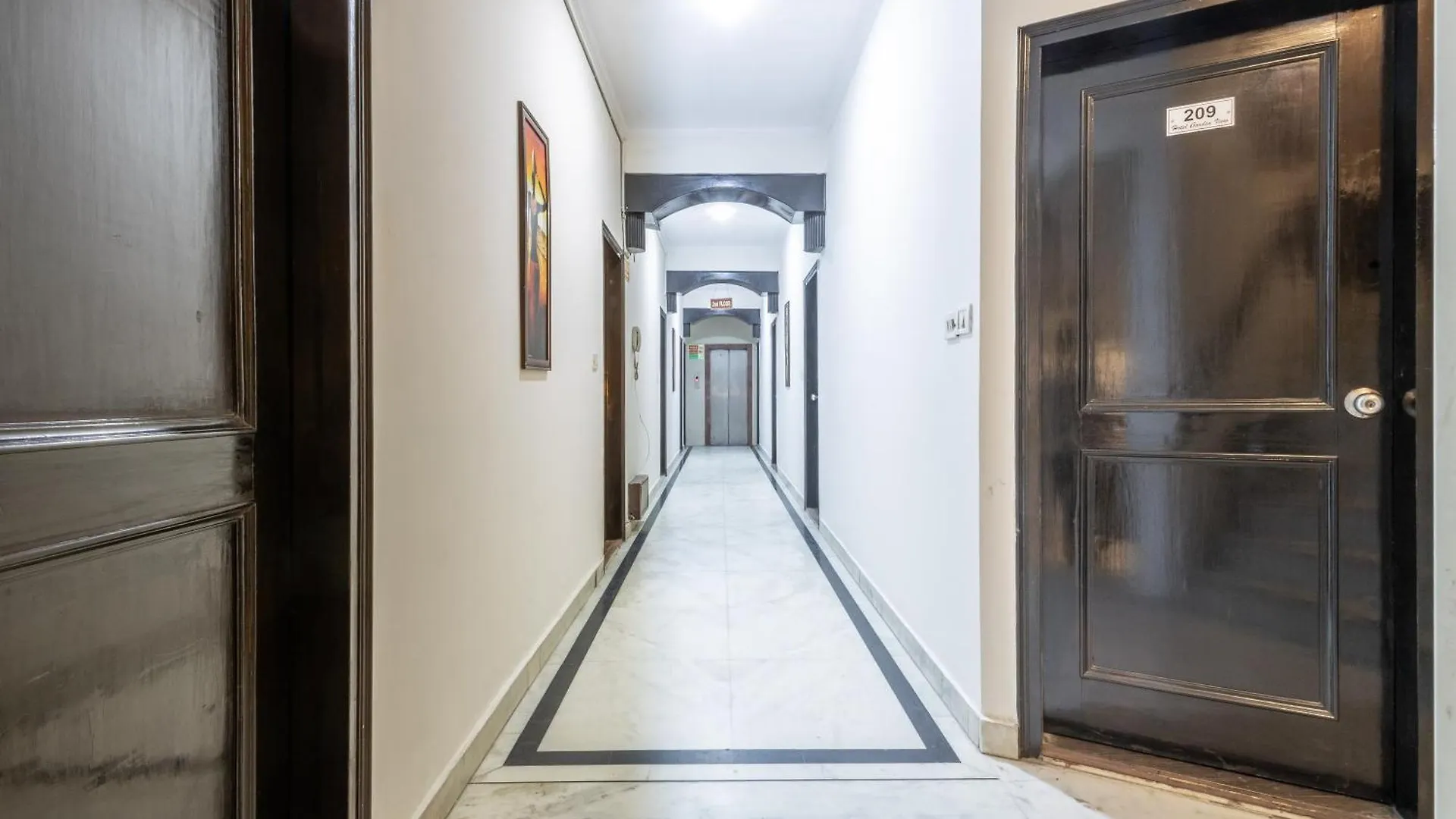 Hotel Garden View Karol Bagh Delhi