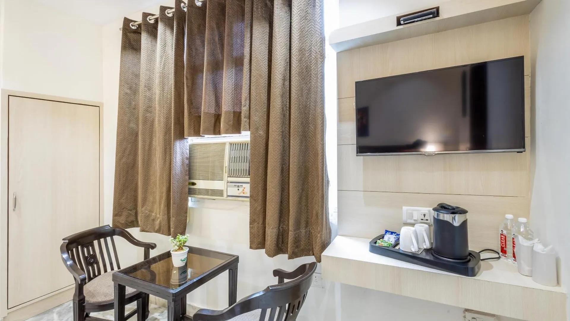 Hotel Garden View Karol Bagh Delhi