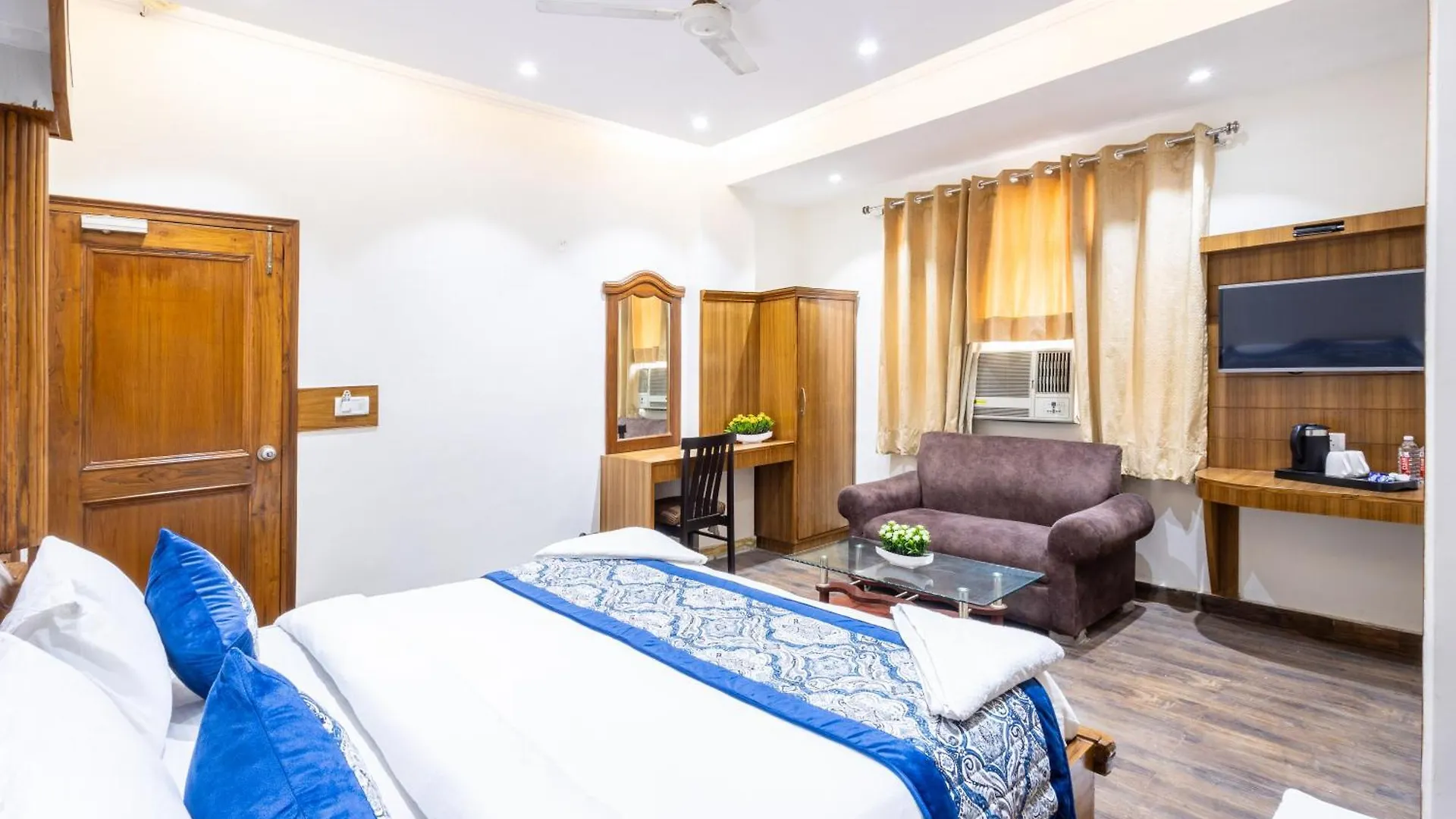 Hotel Garden View Karol Bagh Delhi   Delhi (National Capital Territory of India)